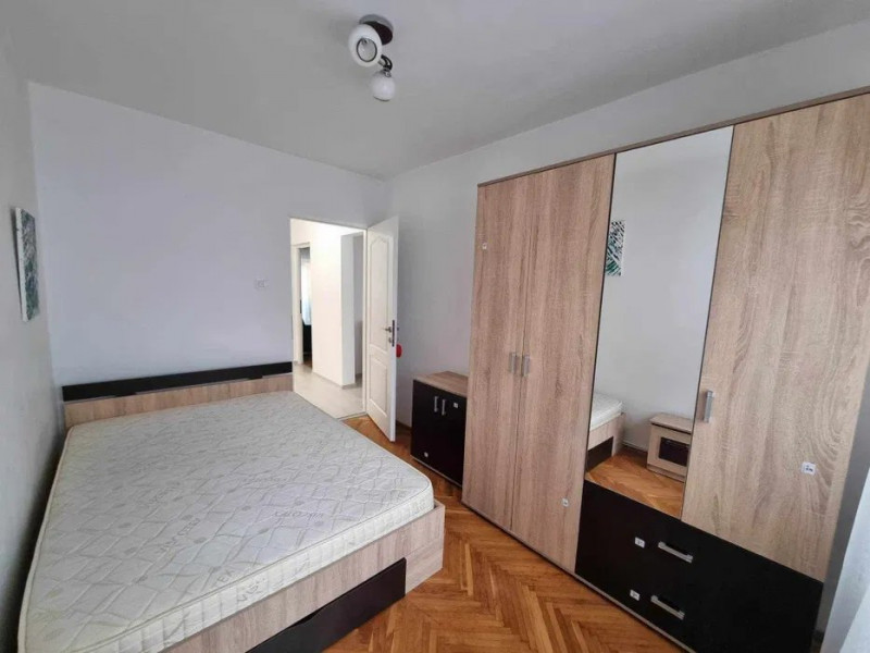 Apartament 3 camere, decomandat, Rapa Galbena- Gara, Iasi