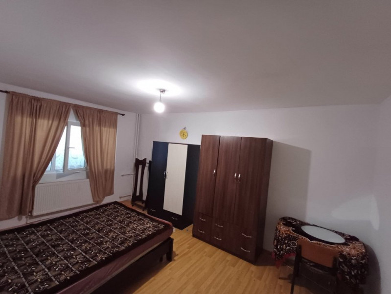 Dacia - Apartament 1 camera decomandat -35mp - 299 euro 