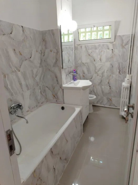 Apartament 2 camere renovat - etajul 1 - Podu Roș