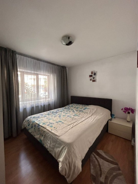 Apartament Decomandat de 4 Camere, 80mp, Parter, cu Balcon Spațios