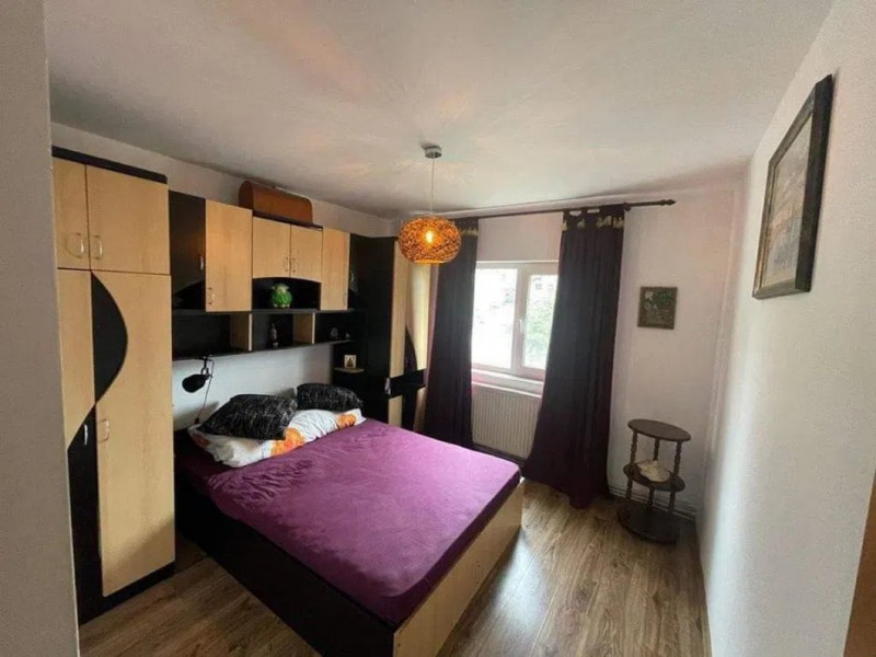 Apartament 3 camere, decomandat, zona Pacurari, Iasi