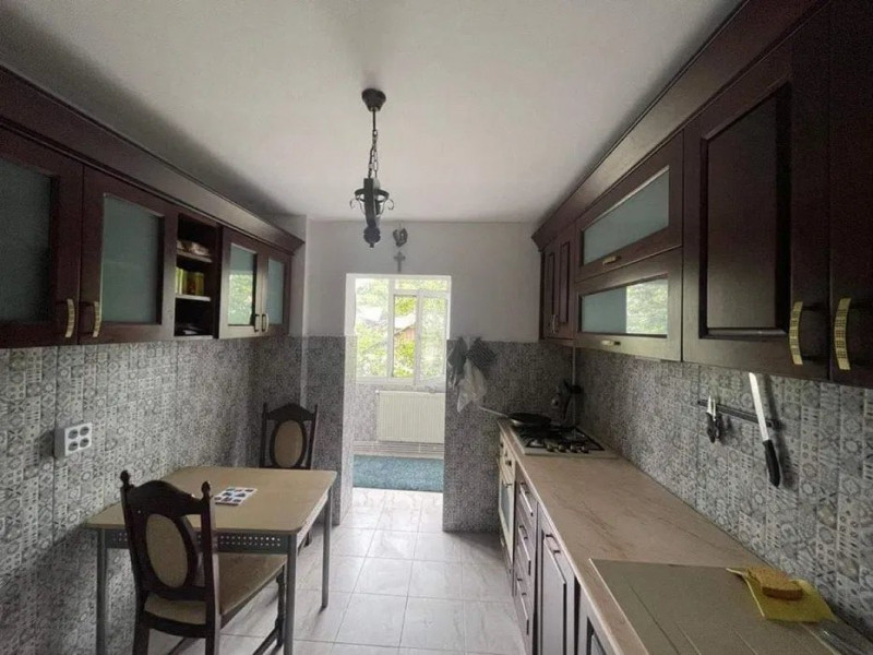 Apartament 3 camere, decomandat, zona Pacurari, Iasi