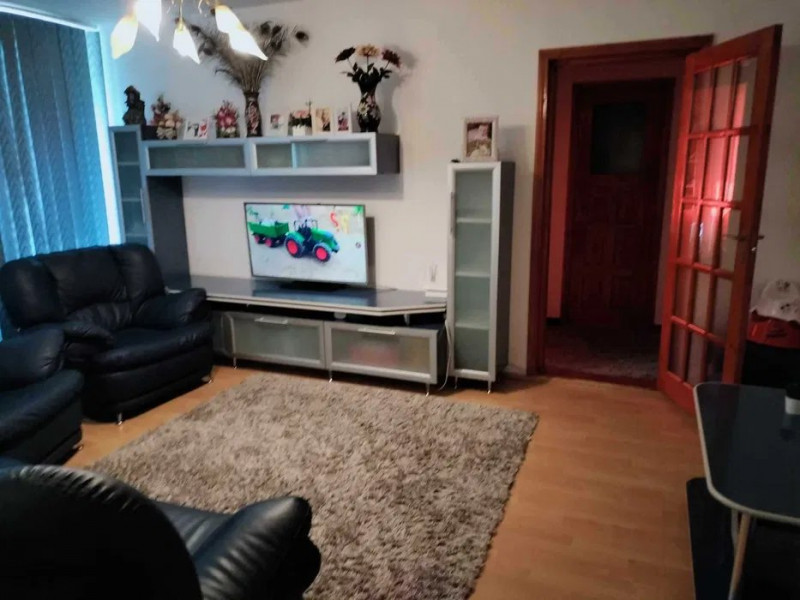 Apartament 3 camere-Metalurgie-etaj 2-fara risc