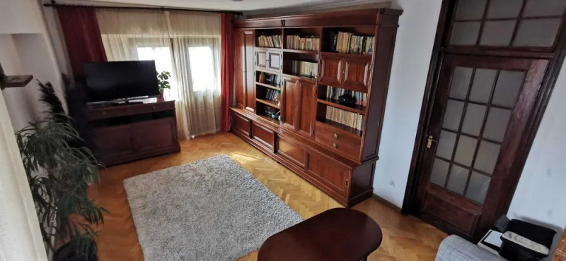 Apartament 3 camere, zona Moara de foc, Iași