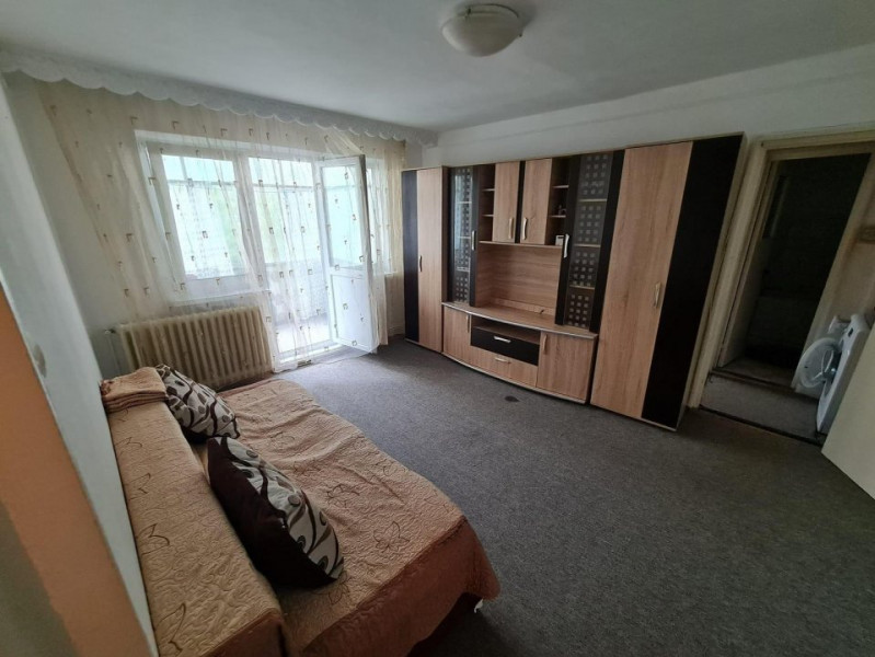 Mircea- Ap 2 camere semidecomandat- 57.000 euro 