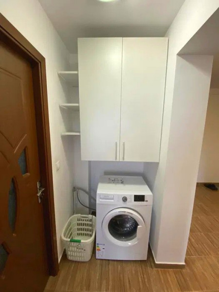 Apartament 3 camere decomandat - Podu Roș 