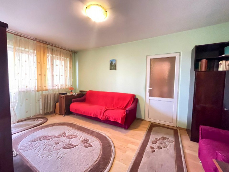 Apartament 2 camere-Tatarasi-Piata Chirila-etaj intermediar