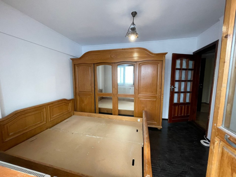 Apartament 4 camere, decomandat, Pacurari, Iasi 