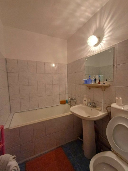 Apartament 3 camere - etajul 3 - Cantemir, Podu Roș 