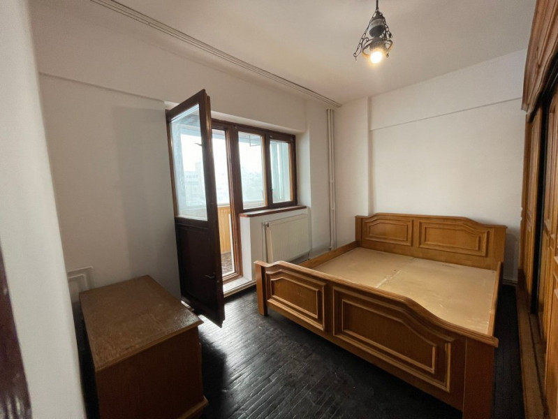 Apartament 4 camere, decomandat, Pacurari, Iasi 