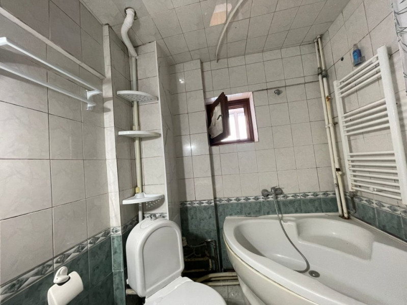 Apartament 4 camere, decomandat, Pacurari, Iasi 