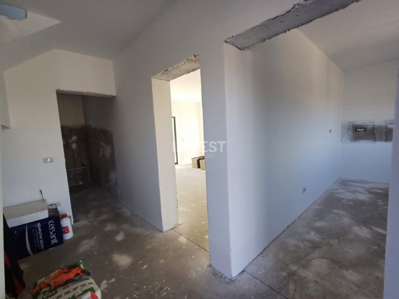 CASA INDIVIDUALA CU  4 CAMERE , MIROSLAVA-VOROVESTI, CU BECI