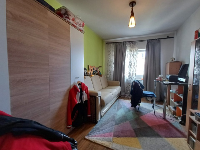 Apartament de 4 camere, 2 bai, 93,64 mp, mobilat-utilat