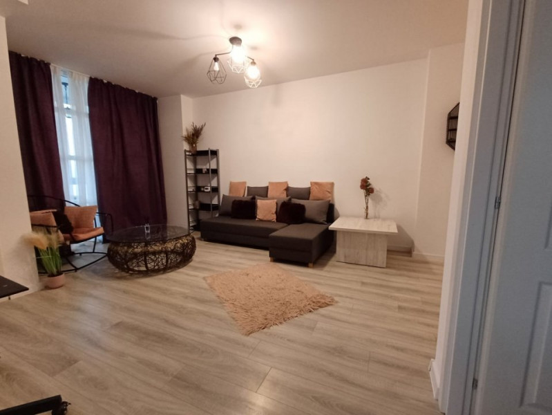 Apartament 2 camere, decomandat, bloc nou, mobilat 