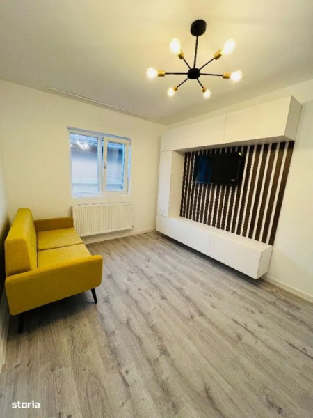 Apartament Decomandat cu 2 Camere de Vânzare în Lunca Cetățuii