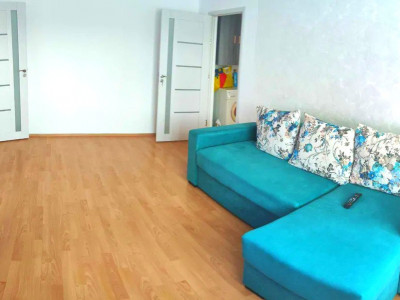 Apartament 2 camere - Podu Roș, Piața Nicolina 