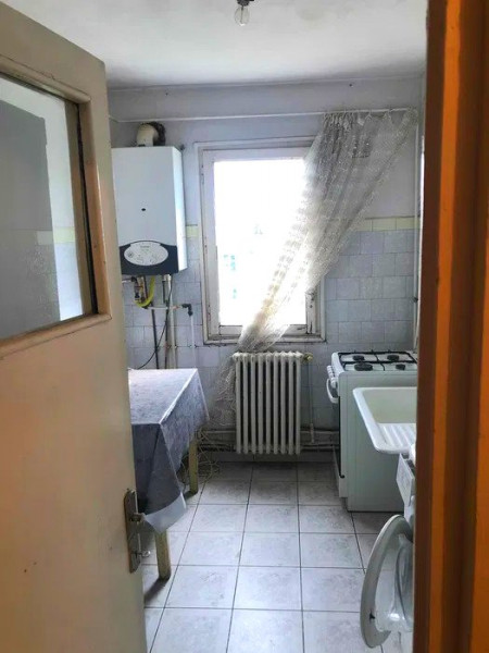 Apartament 3 camere -bloc fără risc - rond Podu Roș