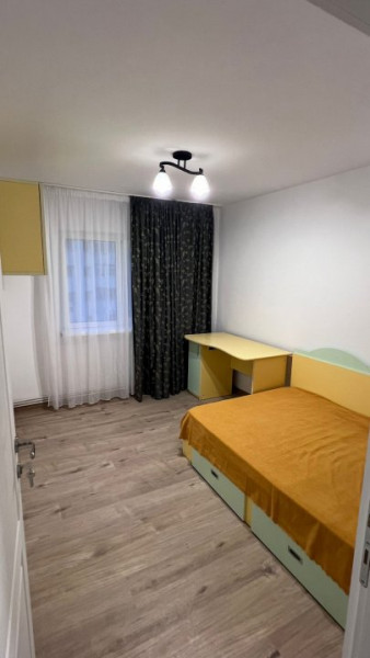 Apartament cu 3 Camere, 2 Băi și 2 Balcoane, etaj intermediar- Nicolina