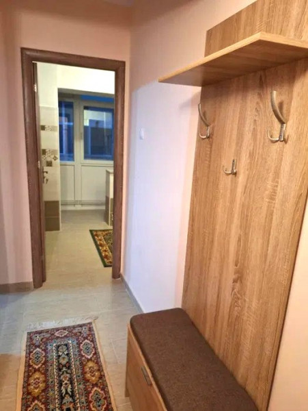 Centru- Bulevardul Stefan cel Mare- apartament 2 camere renovat 