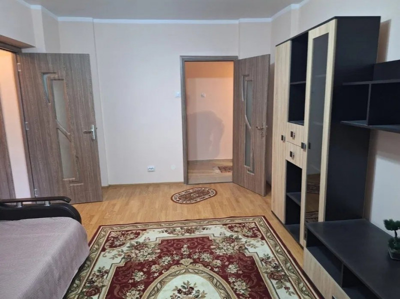 Centru- Bulevardul Stefan cel Mare- apartament 2 camere renovat 