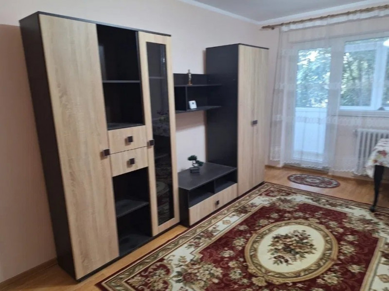 Centru- Bulevardul Stefan cel Mare- apartament 2 camere renovat 