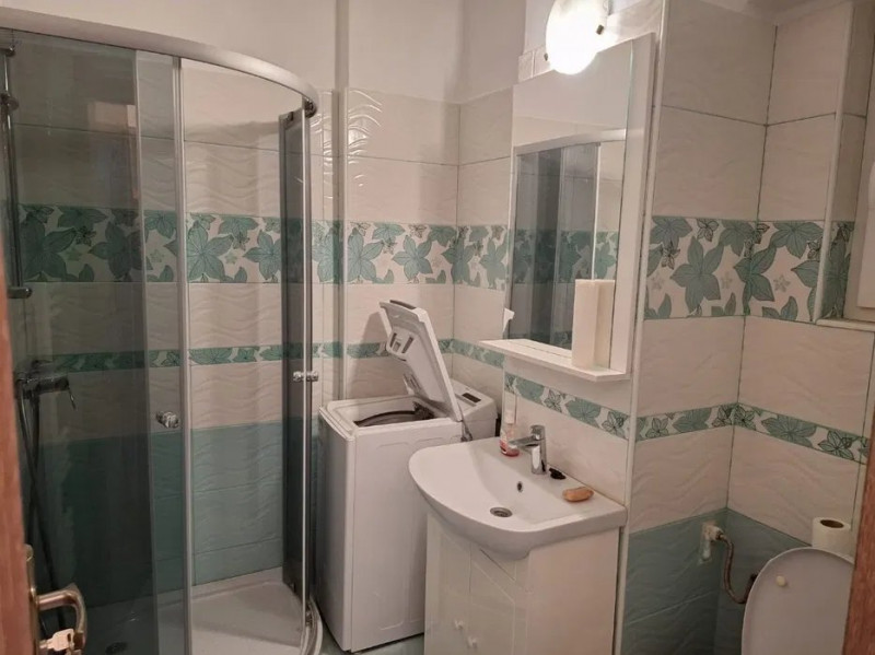 Centru- Bulevardul Stefan cel Mare- apartament 2 camere renovat 