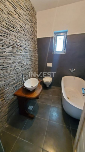 Casa individuala cu 3 camere , Valea Ursului-Vorovesti