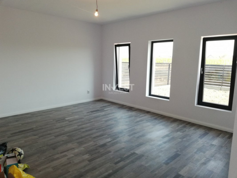 Casa individuala cu 3 camere , Valea Ursului-Vorovesti