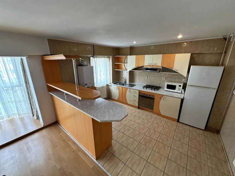 Pacurari Kaufland-Apartament 3 camere si 2 bai, decomandat