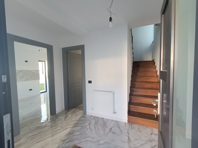 Finalizata! Casa 4 camere, 442mp teren- Valea Lupului- Rediu