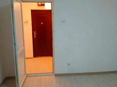 Apartament 2 camere-Tatarasi-etaj intermediar-bloc fara risc