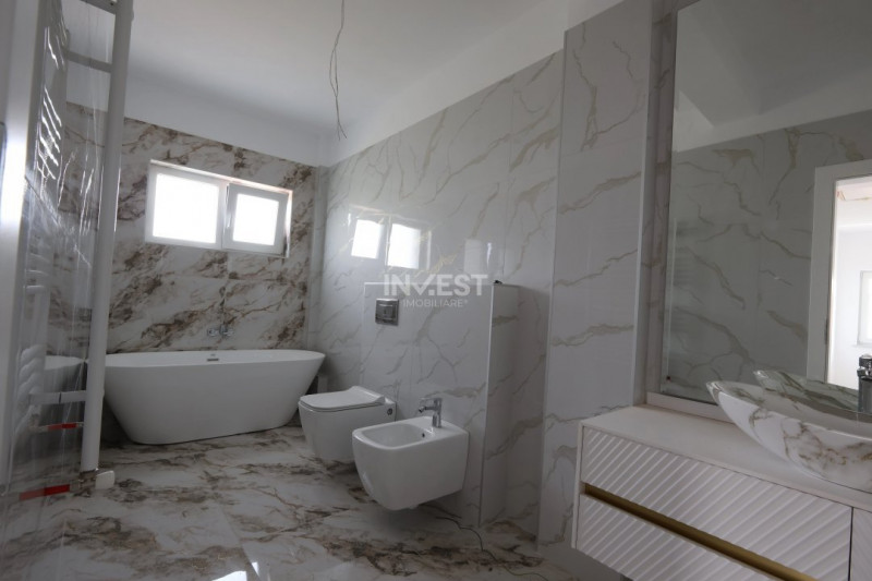 Casa 4 camere, teren intre 350-543 mp la strada asfaltata din Popas Pacurari