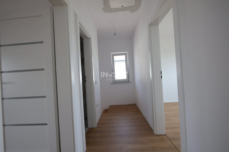 Casa 4 camere, teren intre 350-543 mp la strada asfaltata din Popas Pacurari