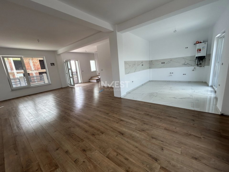 Casa 4 camere, teren intre 350-543 mp la strada asfaltata din Popas Pacurari
