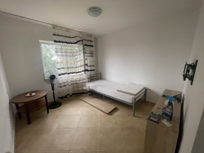 Apartament 3 camere, Canta 