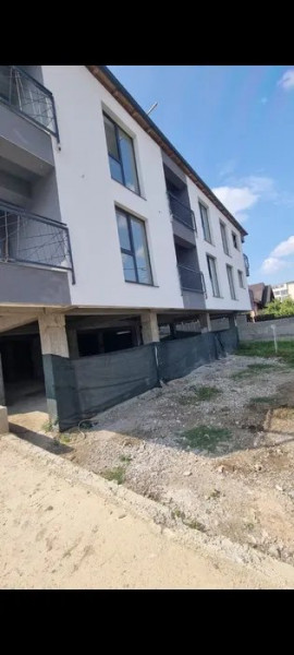 Apartament modern cu 2 camere , zona HLINCEA