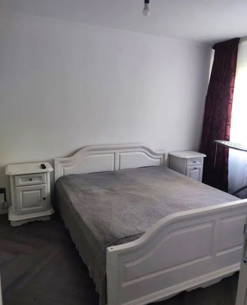 Apartament 3 camere - etajul 1 - Podu Roș, Palas Mall