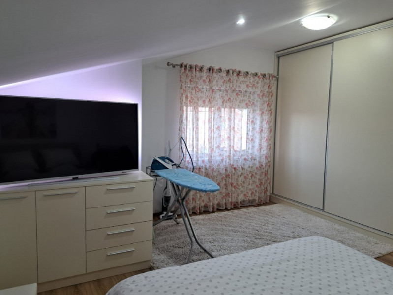 Apartament cu 2 camere complet utilat si mobilat