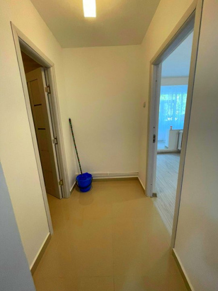 Apartament 2 camere decomandat-Metalurgie-bloc fara risc