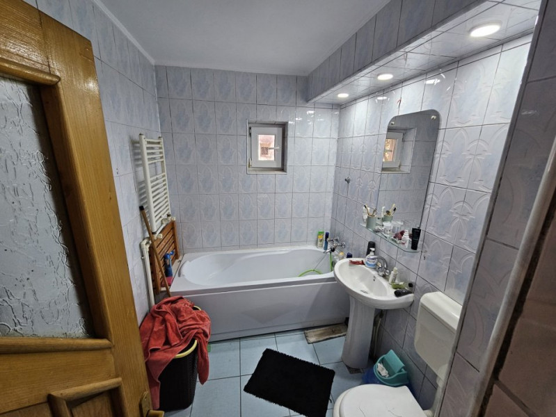 Apartament cu 3 Camere, 2 Băi etajul 1 Nicolina