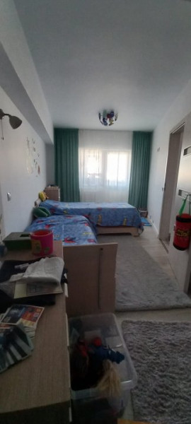 Zimbru - Apartament 4 camere, 94mp, etaj intermediar- mobilat si utilat 