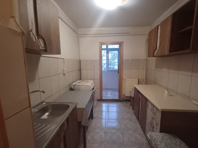 Apartament 2 camere, decomandat, zona Moara de foc, Iași