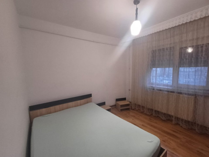 Apartament 2 camere, decomandat, zona Moara de foc, Iași