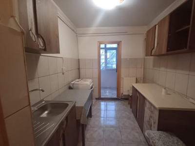 Apartament 2 camere, decomandat, zona Moara de foc, Iași