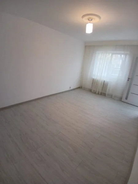 Galata- Apartament 2 camere decomandat, renovat, 48mp