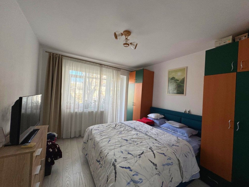 Apartament 3 camere decomandat - Podu Roș, Restaurant Odeon 