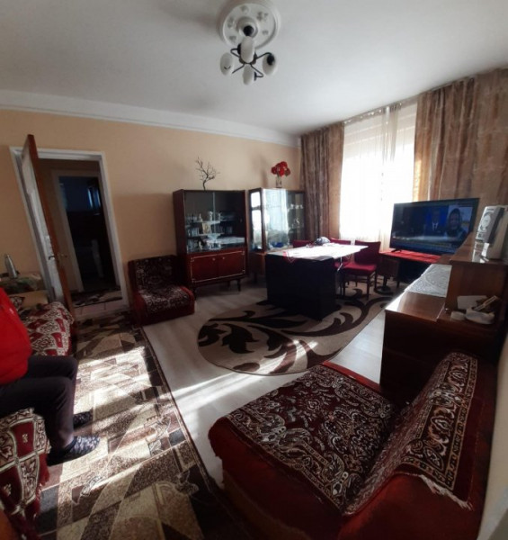 Apartament 3 camere si 2 bai, Gara - Fostul Billa, Iasi