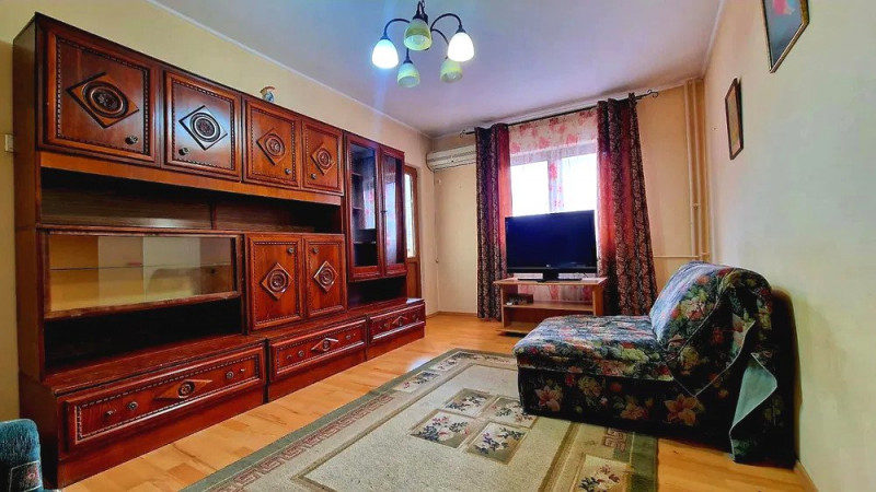 Apartament 2 camere decomandat - etajul 1 - Sfântul Lazăr, Palas Mall