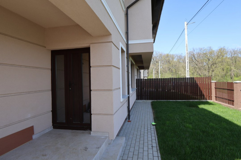 CASA CU POSIBILITATE DE MUTARE IMEDIATA , MIROSLAVA-PADURE , COMISION 0%