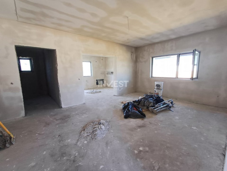 Casa cu 4 camere , Valea Ursului-Vorovesti , pozitie buna